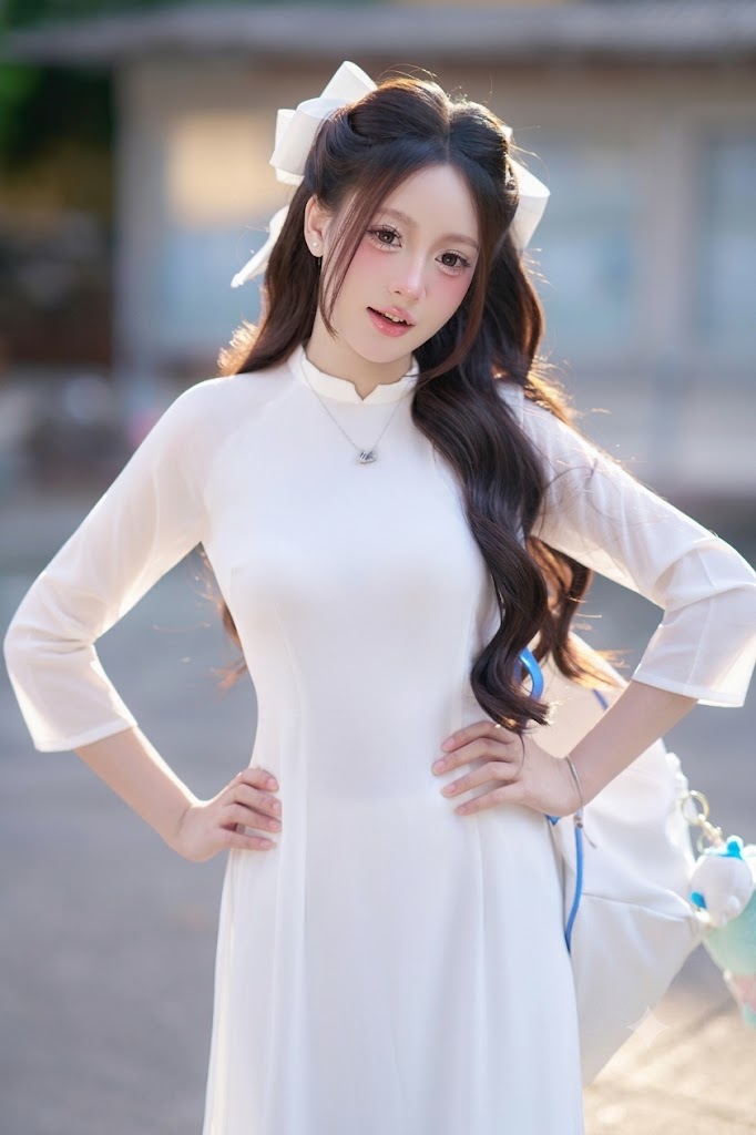 Make Up Kỷ Yếu